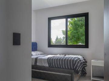 CASA EN VENTA 5 AMBIENTES EN FINCAS DEL ALBA