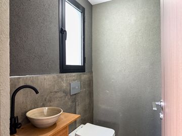 CASA EN VENTA 5 AMBIENTES EN FINCAS DEL ALBA