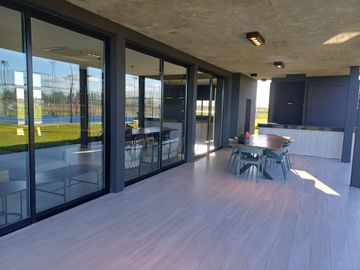 LOTE EN VENTA EN DAMASIA AL SUR