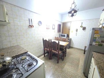 V.DELPARQUE VENTA DEPTO 4 AMB C/ COCH/2 PATIOS/BAU