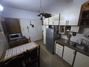 V.DELPARQUE VENTA DEPTO 4 AMB C/ COCH/2 PATIOS/BAU