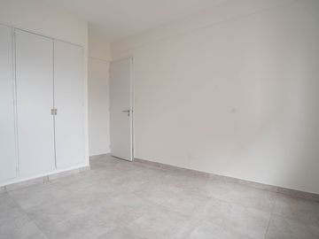 ALQUILER DEPTO 3 AMB. BALCON  ZONA FLORES