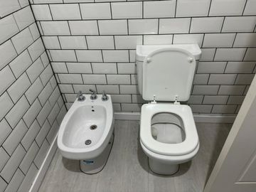 CASA EN VENTA 4 AMBIENTES BAJAS EXPENSAS