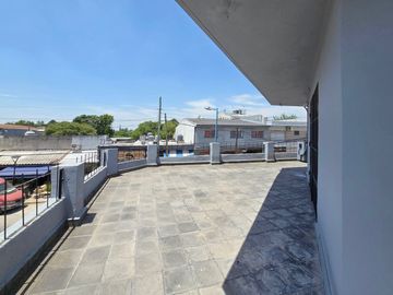 VENTA CASA LOCAL PASO DEL REY 3 AMBIENTES  CREDITO