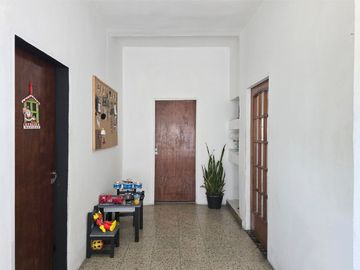 VENTA CASA LOCAL PASO DEL REY 3 AMBIENTES  CREDITO