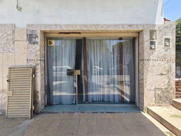 VENTA CASA LOCAL PASO DEL REY 3 AMBIENTES  CREDITO