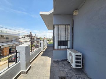VENTA CASA LOCAL PASO DEL REY 3 AMBIENTES  CREDITO