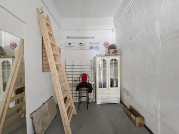 VENTA CASA LOCAL PASO DEL REY 3 AMBIENTES  CREDITO