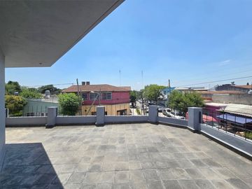 VENTA CASA LOCAL PASO DEL REY 3 AMBIENTES  CREDITO