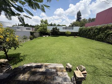 Residencia renta en condominio, colonia Jacarandas en Zapopan, Jal.
