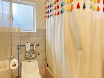 SE VENDE CASA  TOTALMENTE  AMPLIADA