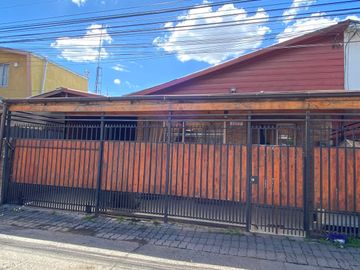 SE VENDE CASA  TOTALMENTE  AMPLIADA