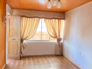 SE VENDE CASA  TOTALMENTE  AMPLIADA