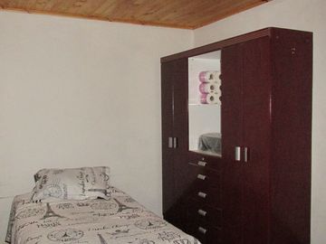EXCLUSIVA PROPIEDAD DE 3 HECTÁREAS CON CASA Y RECURSO MINERO