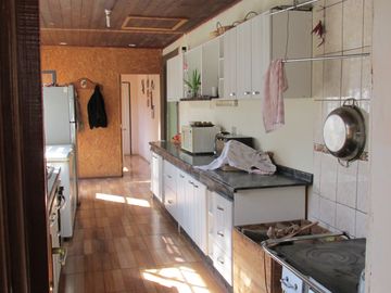 EXCLUSIVA PROPIEDAD DE 3 HECTÁREAS CON CASA Y RECURSO MINERO