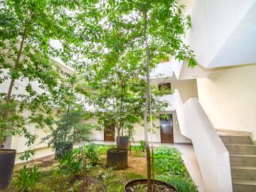 DEPARTAMENTO CON PATIO PRIVADO EN ÑUÑOA