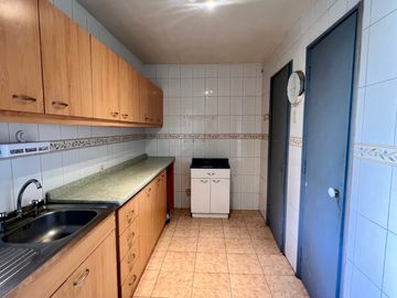 DEPARTAMENTO EN ARRIENDO AV VICUÑA MACKENNA, 2 DORM