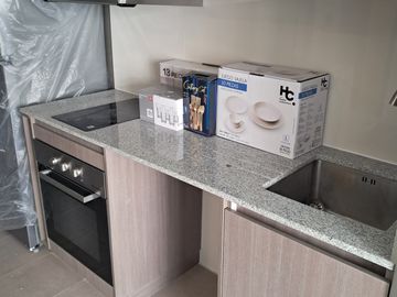 ARRIENDO ESTUDIO AMOBLADO METRO VICENTE VALDÉS ESTAC Y BOD