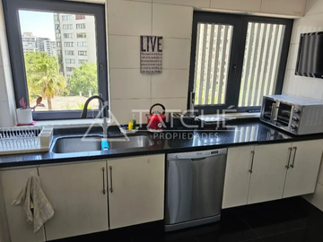 4D 2B 1E FULL AMOBLADOY REMODELADO EN LAS CONDES GRAN SECTOR