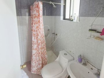 CASA DE 5 DORMITORIOS PEÑAFLOR