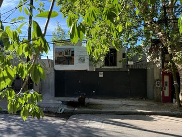 VENTA PUNTA CHICA, DUPLEX CON JARDÍN Y PILETA