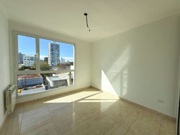 VENTA DTO A ESTRENAR CON COCHERA 1 DORM. CENTRO