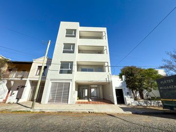 VENTA DTO A ESTRENAR CON COCHERA 1 DORM. CENTRO