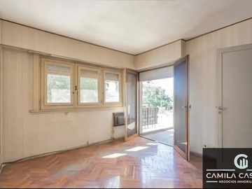Casa en alquiler para fin profesional o comercial ubicada en Ramos Mejía