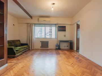 VENTA DEPARTAMENTO DE 4 AMBIENTES EN FLORES