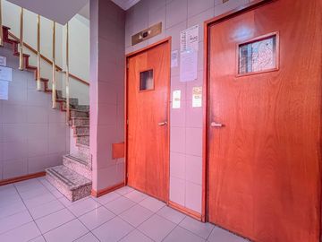 VENTA DEPARTAMENTO DE 4 AMBIENTES EN FLORES