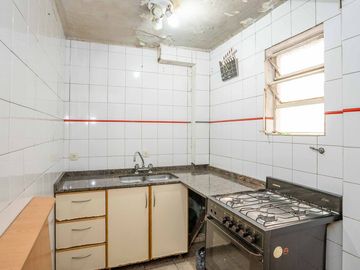 VENTA PH 4 AMBIENTES. MONTSERRAT. APTO PROFESIONAL