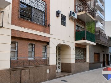 VENTA 2 AMBIENTES CON BALCÓN - V. SANTA RITA