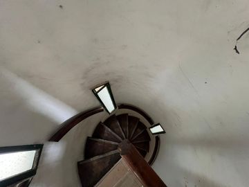 VENTA PH 4 AMBIENTES A REFACCIONAR PERMUTA