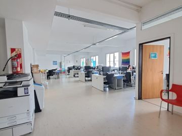 ALQUILER OFICINA  203 METROS MONSERRAT