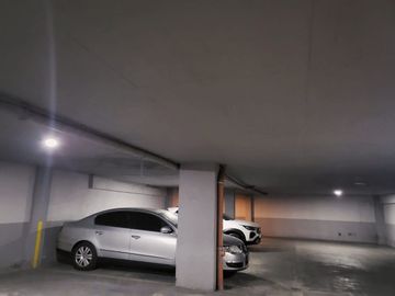 EN VENTA COCHERA CUBIERTA EN FLORESTA