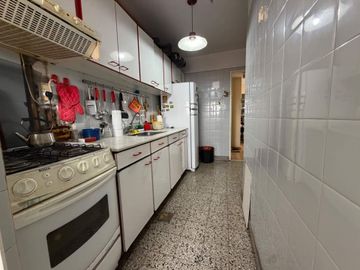 Venta Depto 3 ambientes piso 23, Monserrat