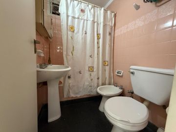 Venta Depto 3 ambientes piso 23, Monserrat