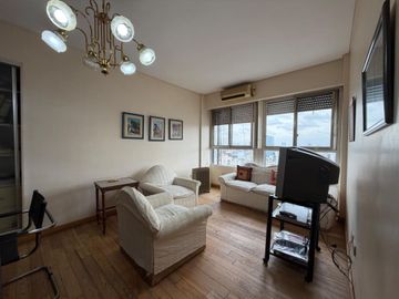 Venta Depto 3 ambientes piso 23, Monserrat