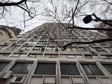 Venta Depto 3 ambientes piso 23, Monserrat