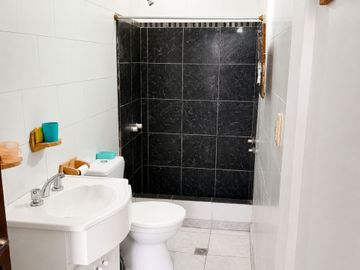 ALQUILER PH 3 AMB CON PATIO Y TERRAZA-MTE CHINGOLO