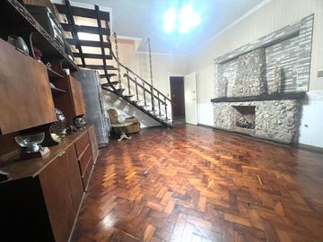 Casa en venta 4 amb cochera y jardin