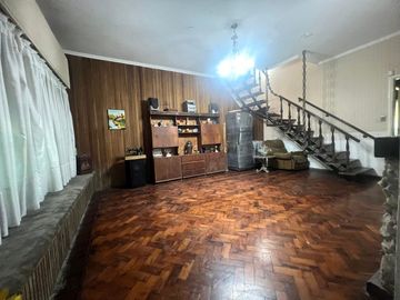 Casa en venta 4 amb cochera y jardin