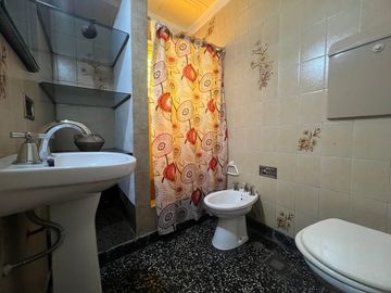 Casa en venta 4 amb cochera y jardin
