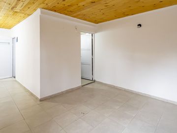 DEPTO PLANTA ALTA 2 DORMITORIOS PARED TECNOHOUSE