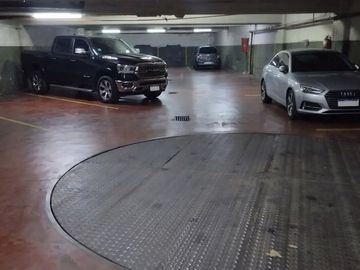 Oportunidad de Inversión Cochera en excelente ubic