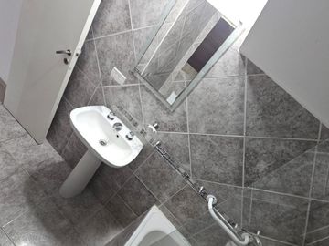 VENTA PH 3 AMBIENTES CON JARDIN