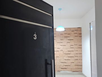 VENTA PH 3 AMBIENTES CON JARDIN