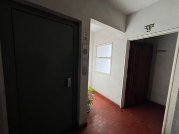 Departamento 4 ambientes cochera mataderos