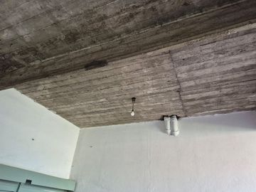 VENTA CASA 420 M2 4 AMB CASEROS GRAN GALPON PARQUE