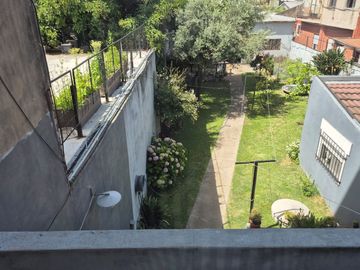 VENTA CASA 420 M2 4 AMB CASEROS GRAN GALPON PARQUE